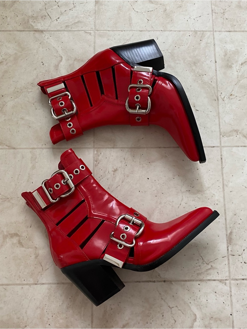 $190 NWOT Jeffrey Campbell Guadalupe Red Patent Leather Retro Ankle Boots 6.5